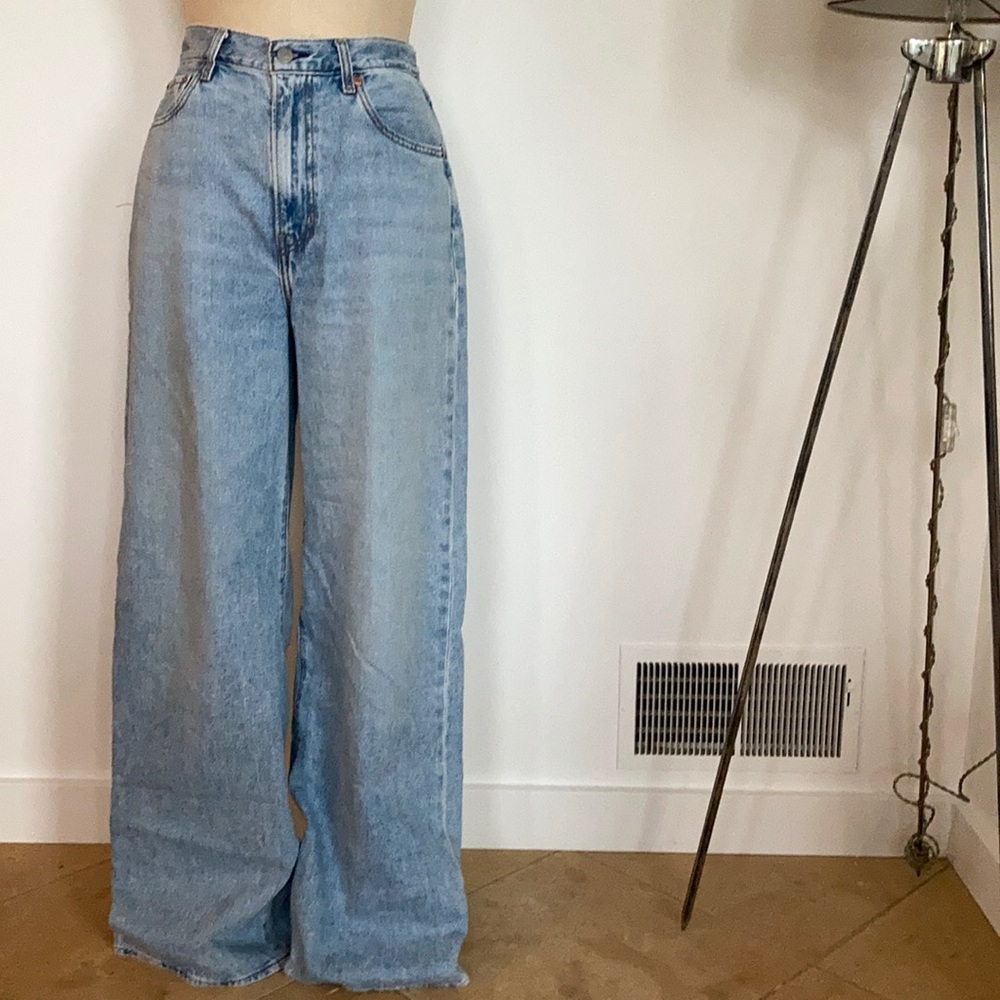 Levi’s Premium wide leg jeans